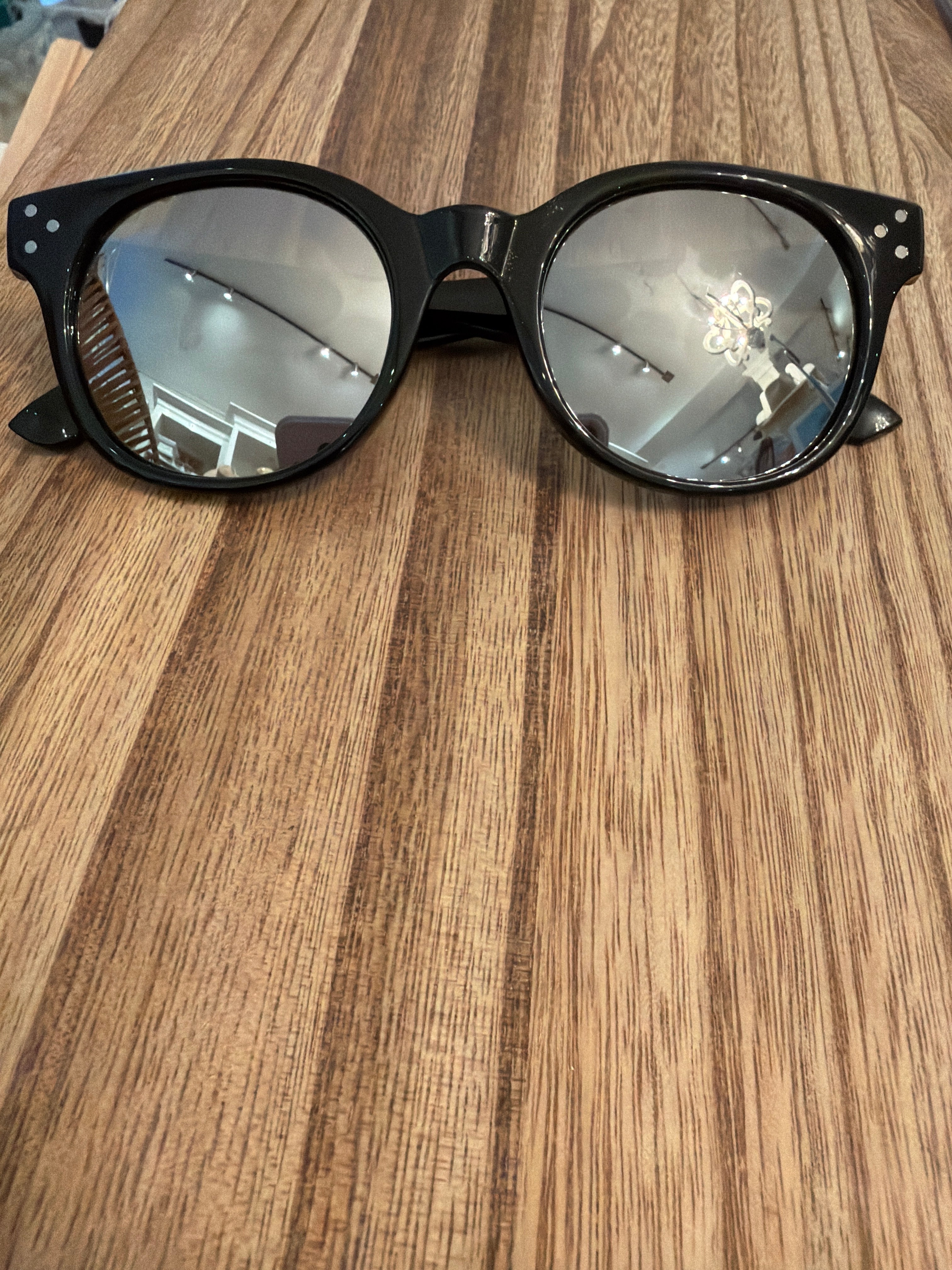 Black & Silver Mirrored Sunglasses