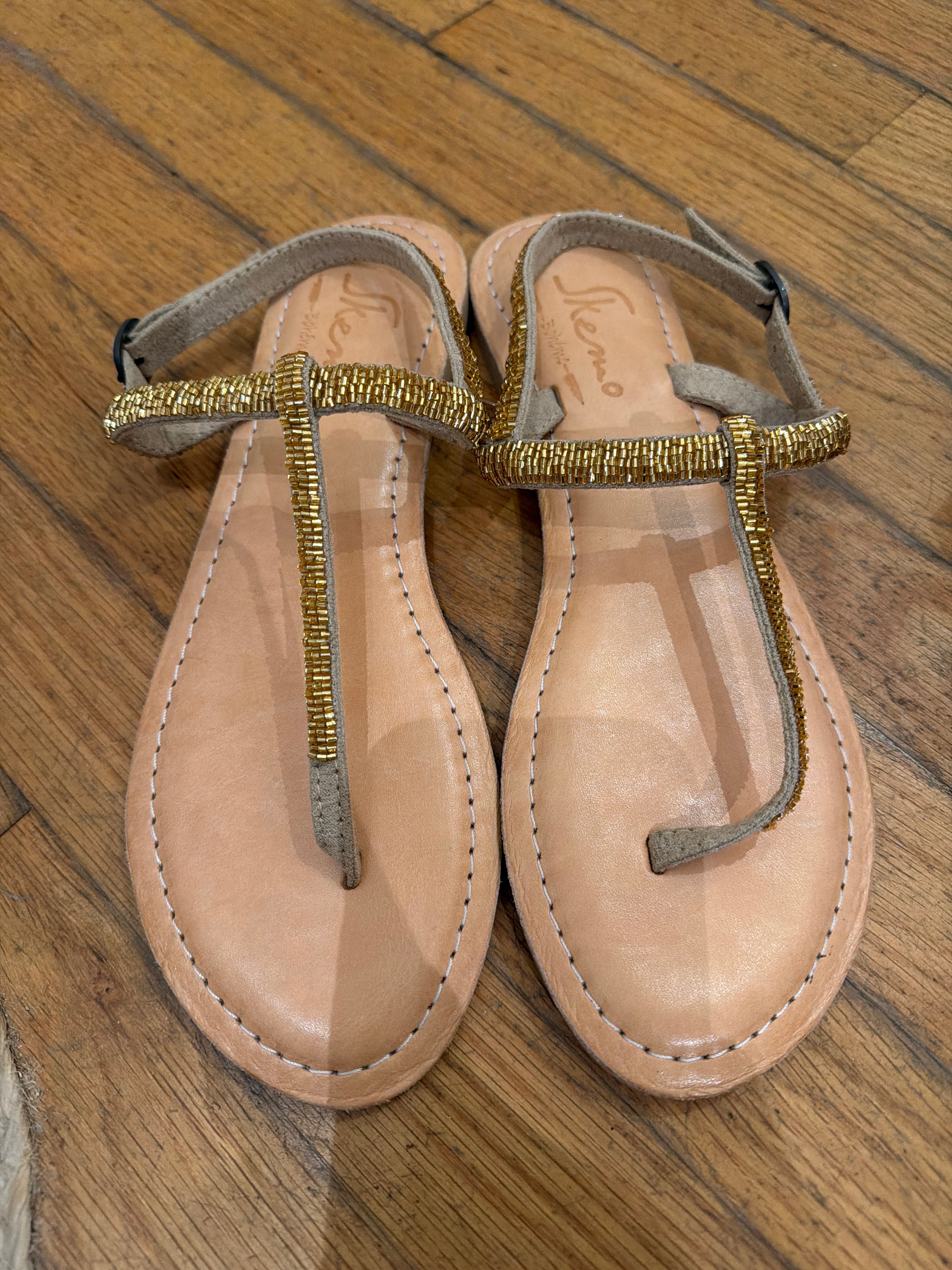 The Shiny Gold Flat