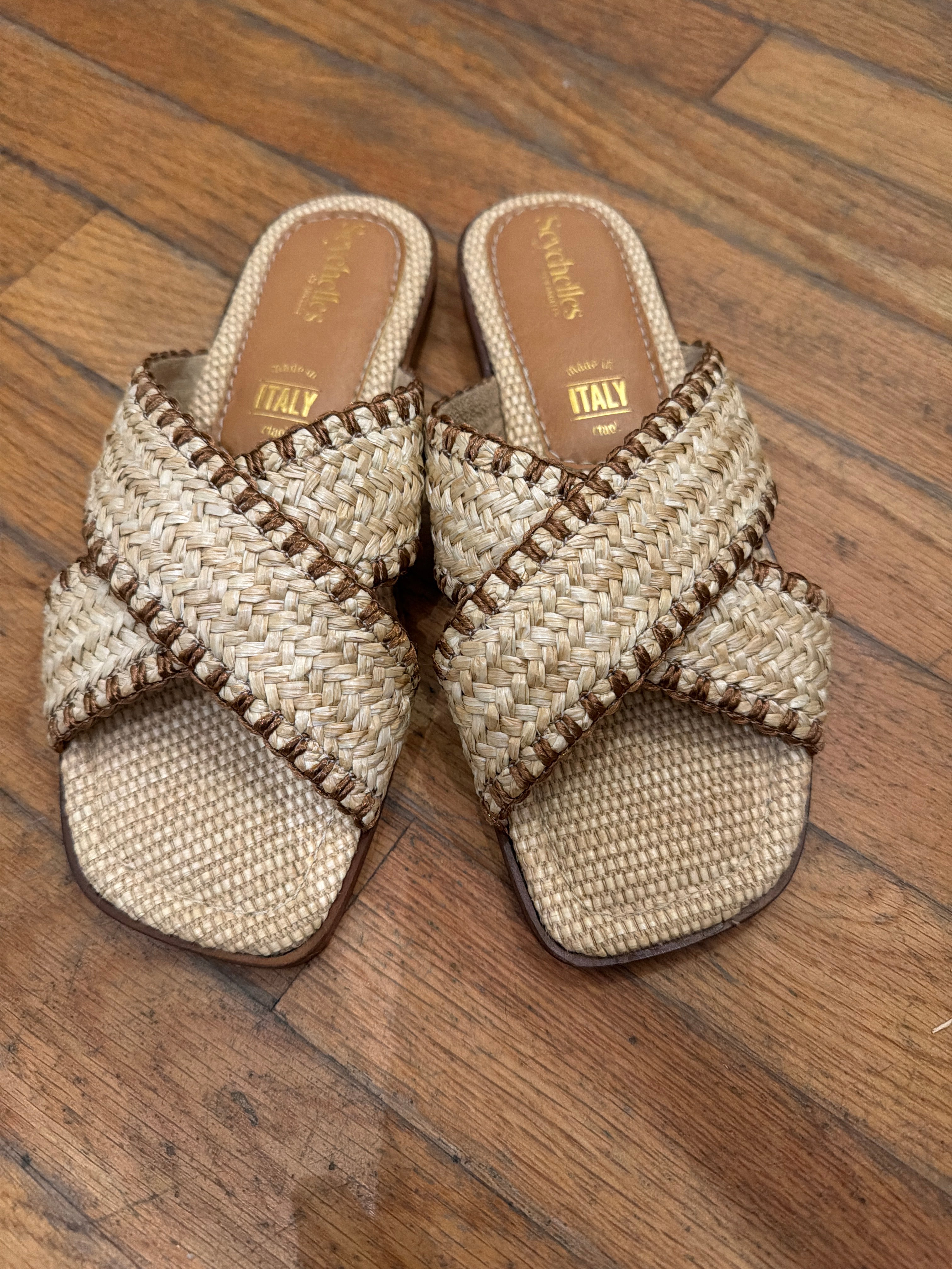 Pomelo Raffia Sandal