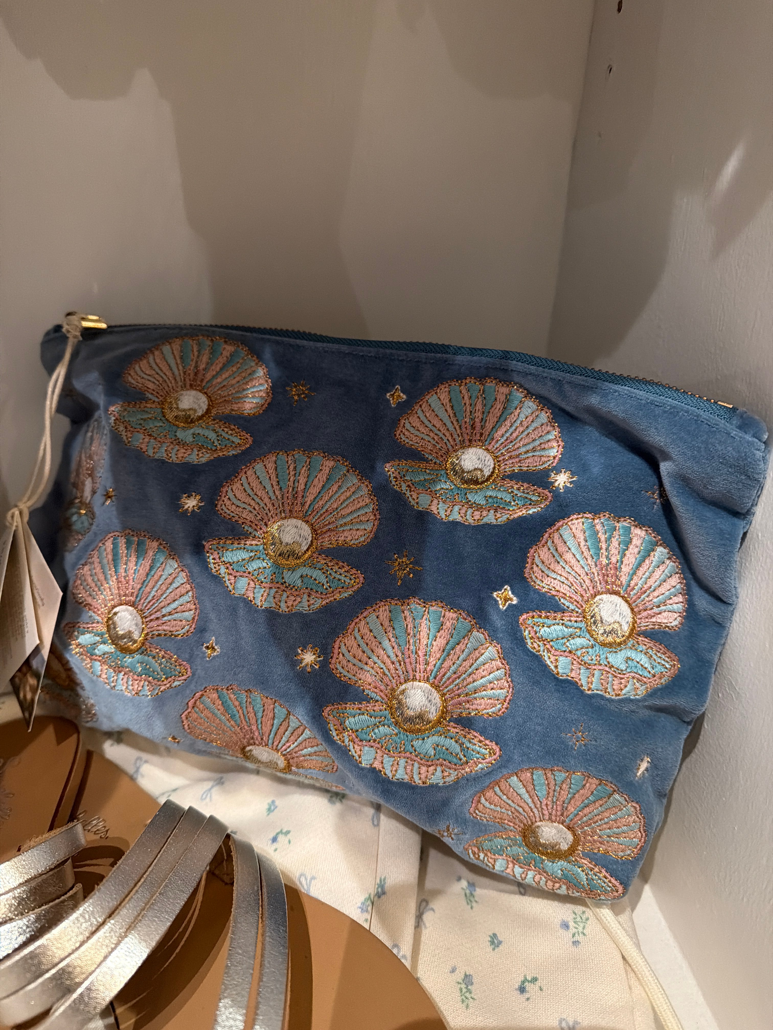 Pearl Shell Everyday Pouch