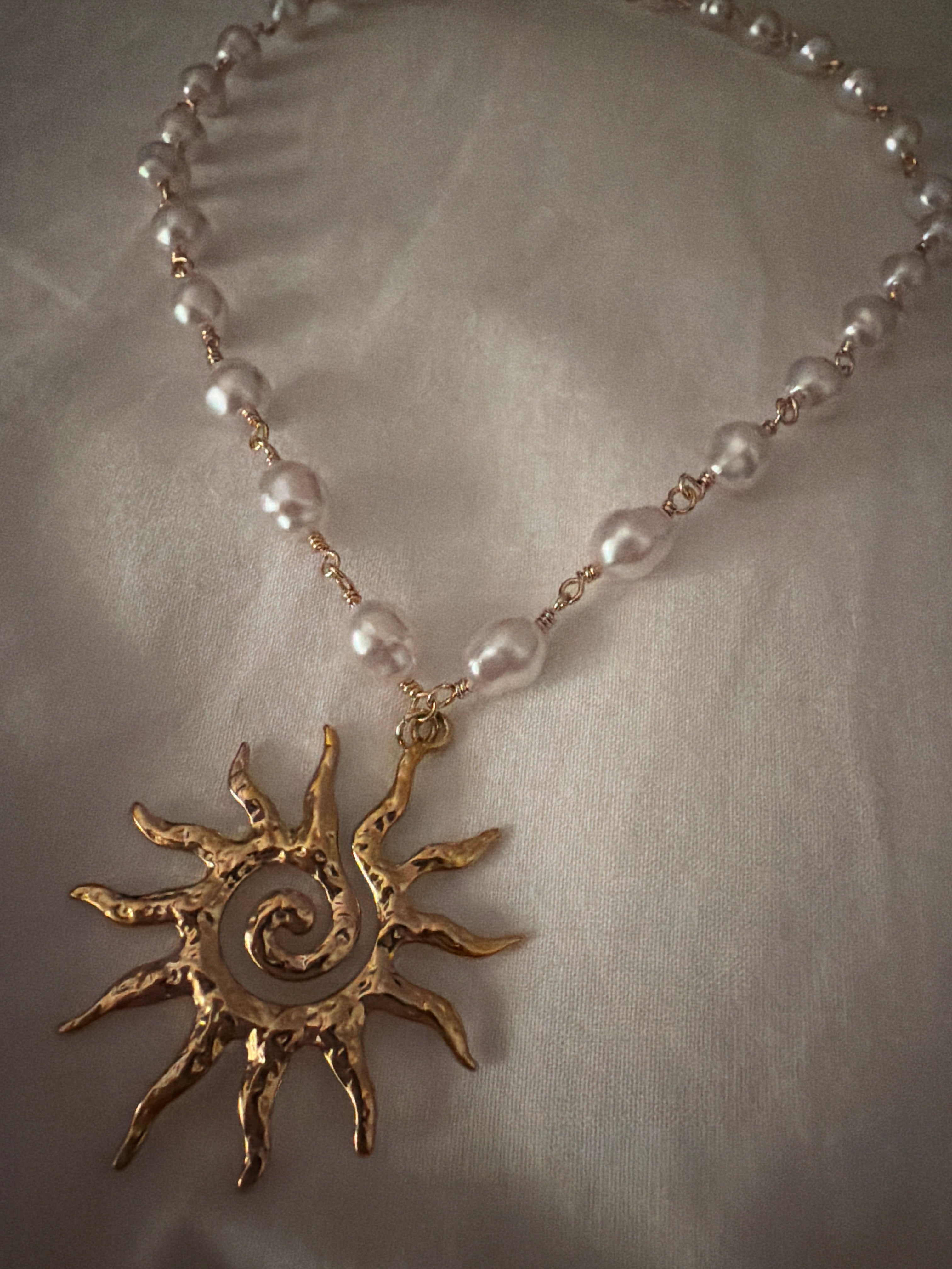 Sun Ray Pearl Necklace