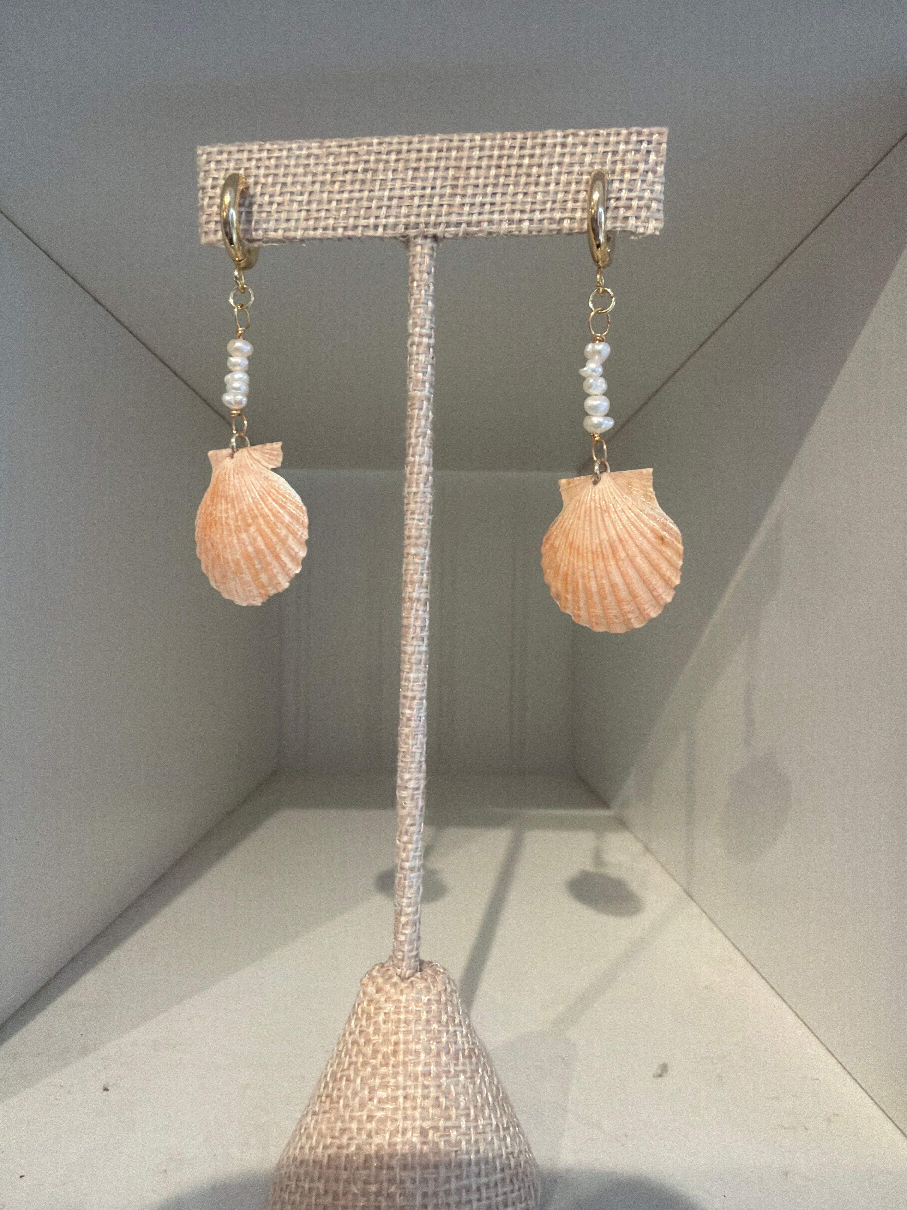Pink Shell Pearl Huggies