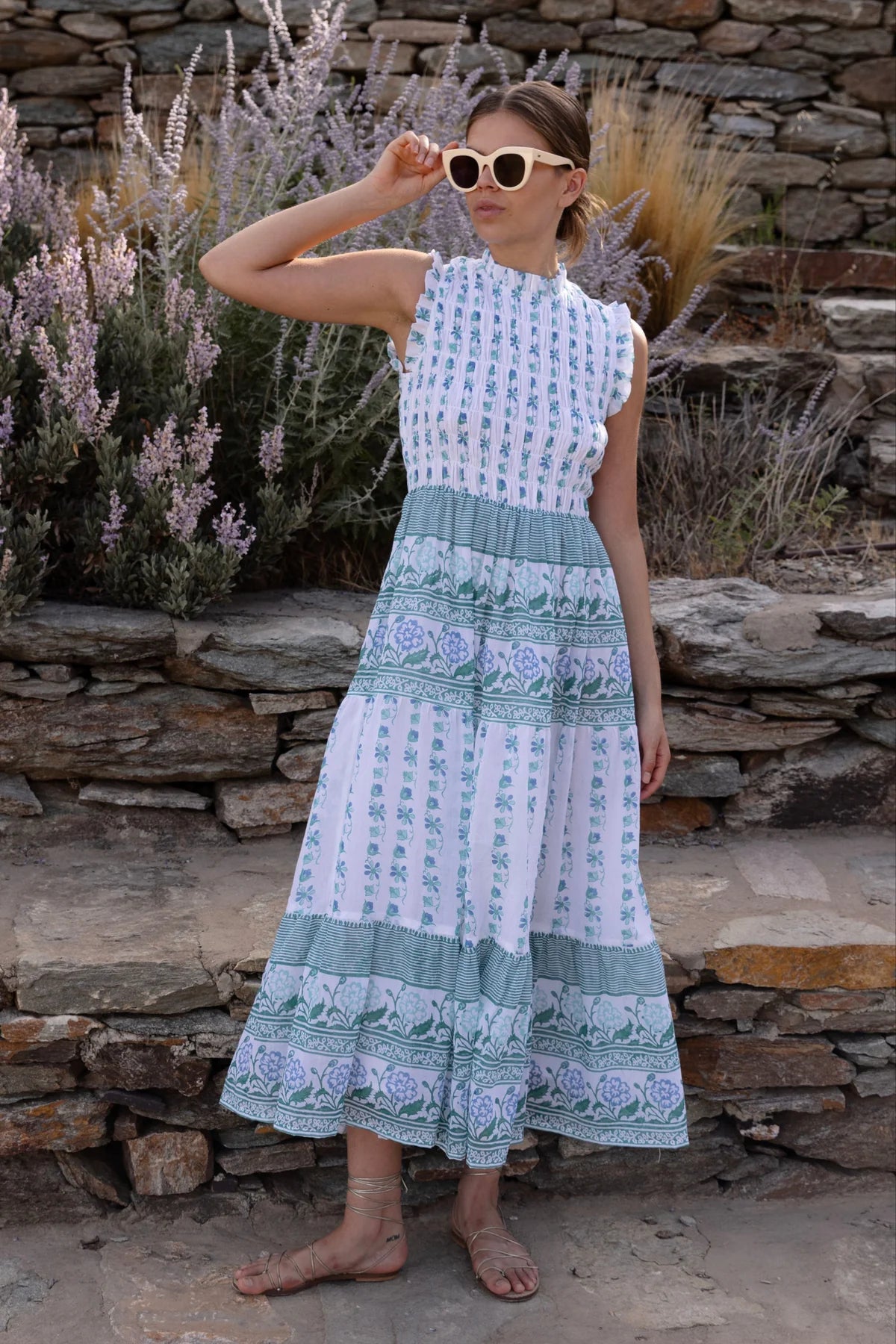 Boreggo Green Sleeveless Smocked Maxi