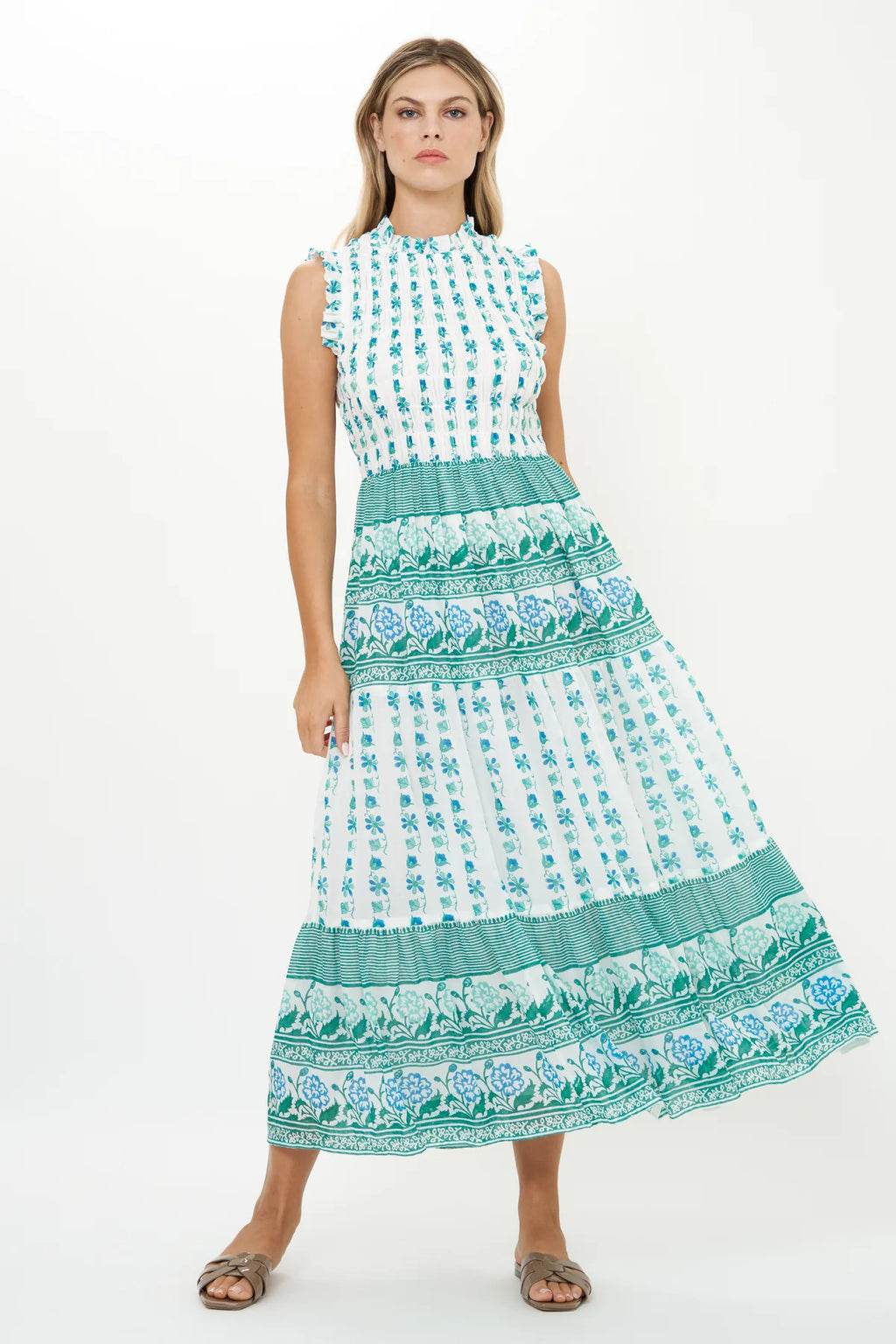Boreggo Green Sleeveless Smocked Maxi