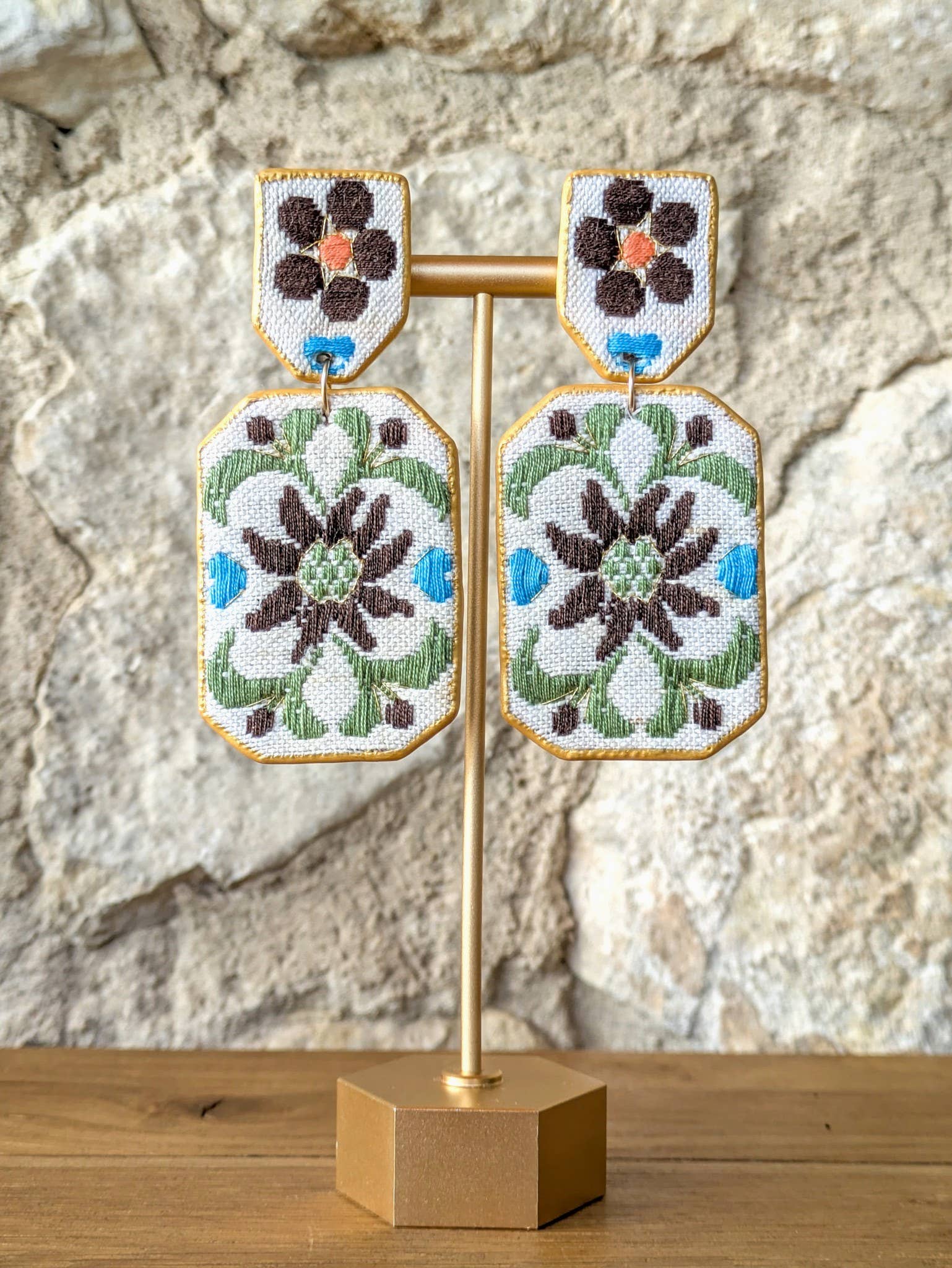 Carolina Statement Earring - Brown